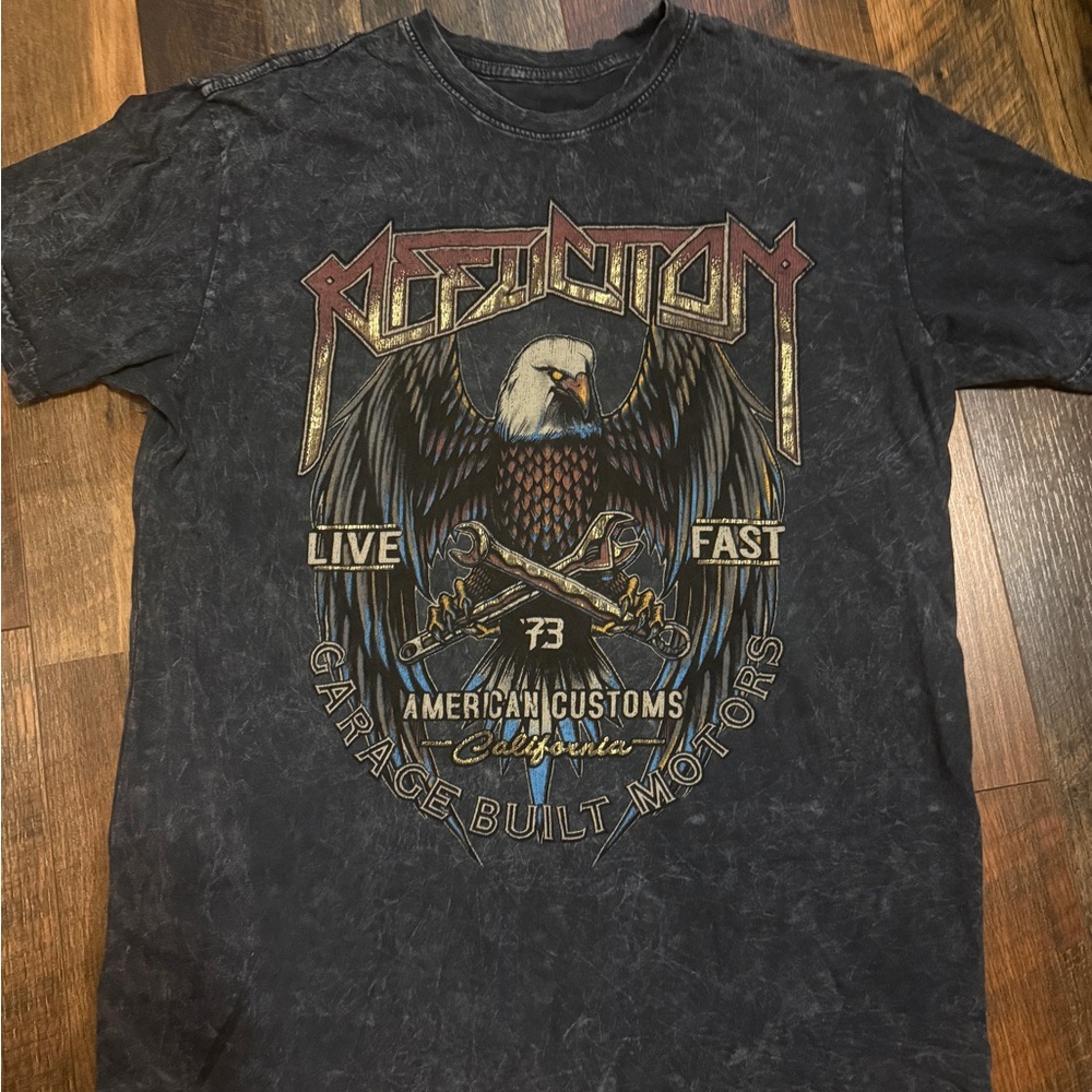 Affliction Black Short Sleeve Tee with Graphic Design size M
